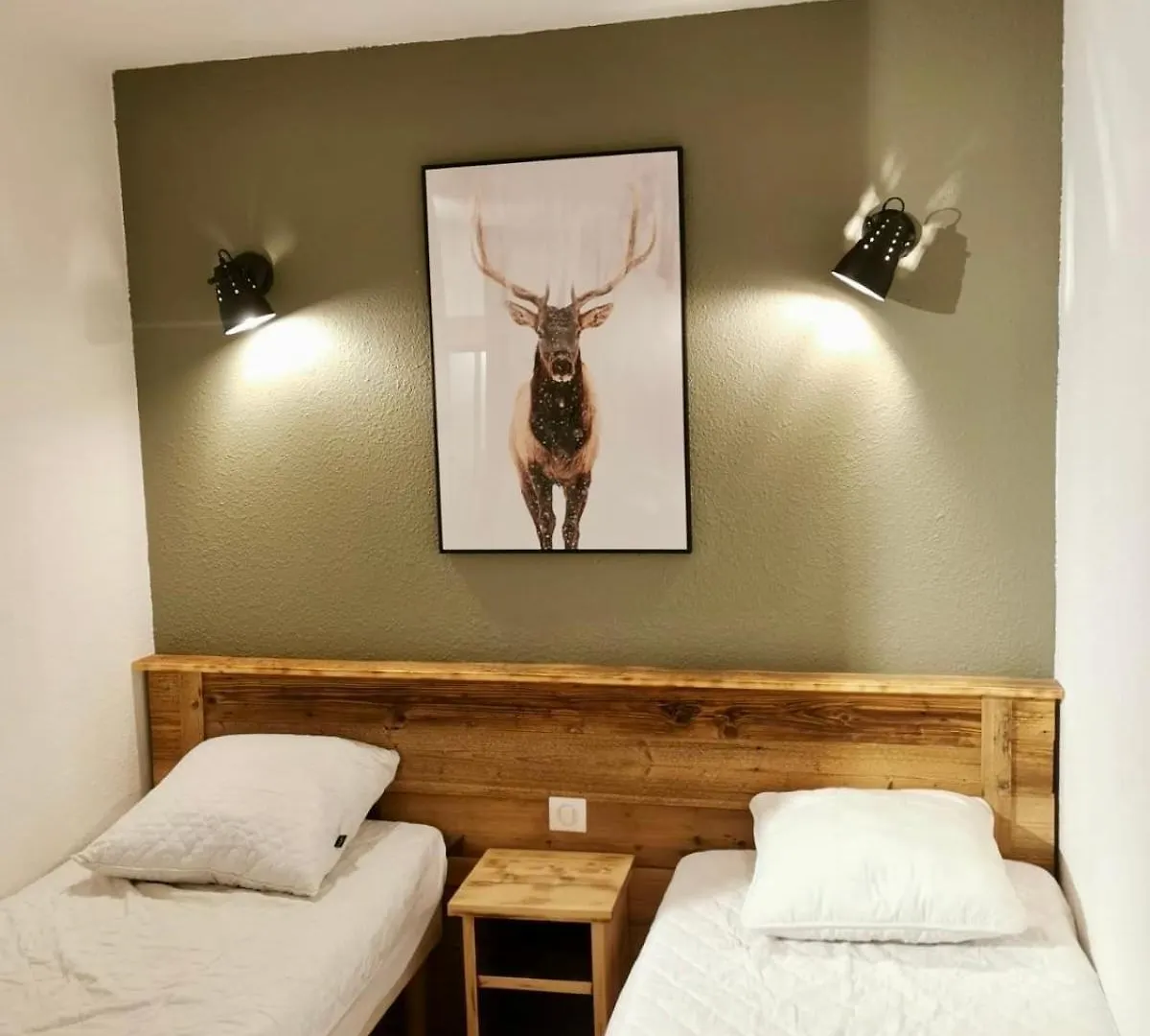 Pierre Et Vacances Les Bergers Au Pied Des Pistes & Piscine -Sauna & Balcon Sud Alpe d'Huez 0*,  France