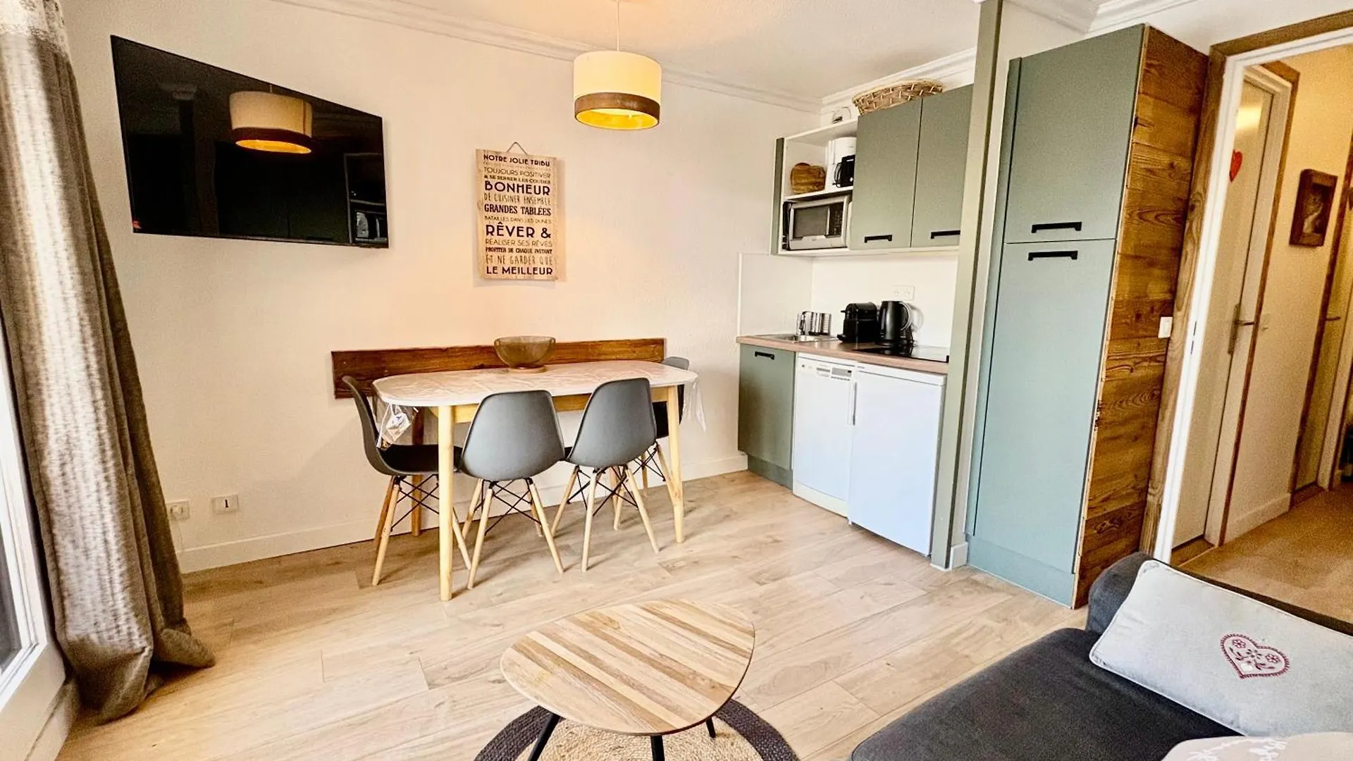 Apartament Pierre Et Vacances Les Bergers Au Pied Des Pistes & Piscine -Sauna & Balcon Sud Alpe d'Huez