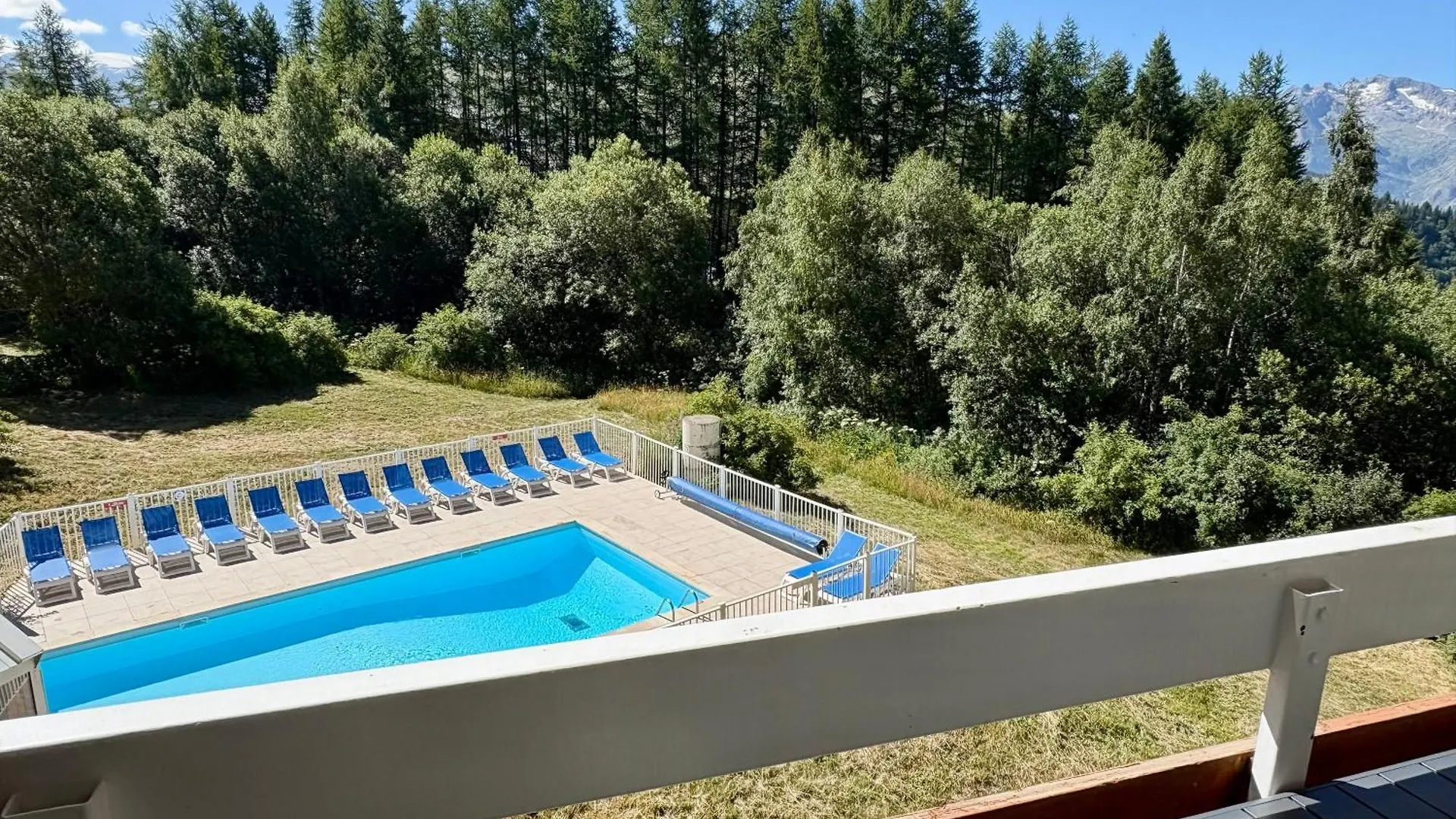 Pierre Et Vacances Les Bergers Au Pied Des Pistes & Piscine -Sauna & Balcon Sud Alpe d'Huez Apartament