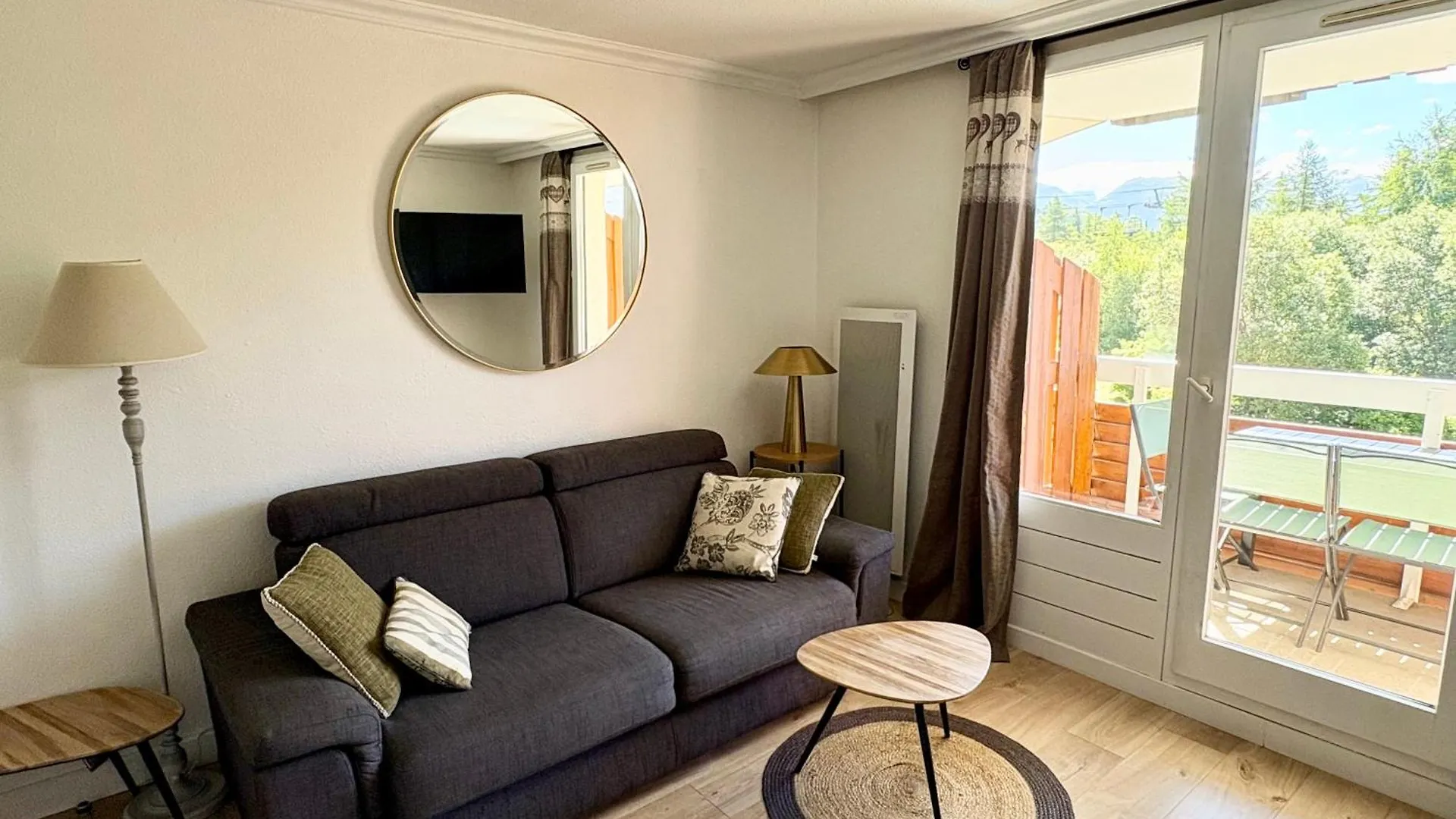 Pierre Et Vacances Les Bergers Au Pied Des Pistes & Piscine -Sauna & Balcon Sud location
